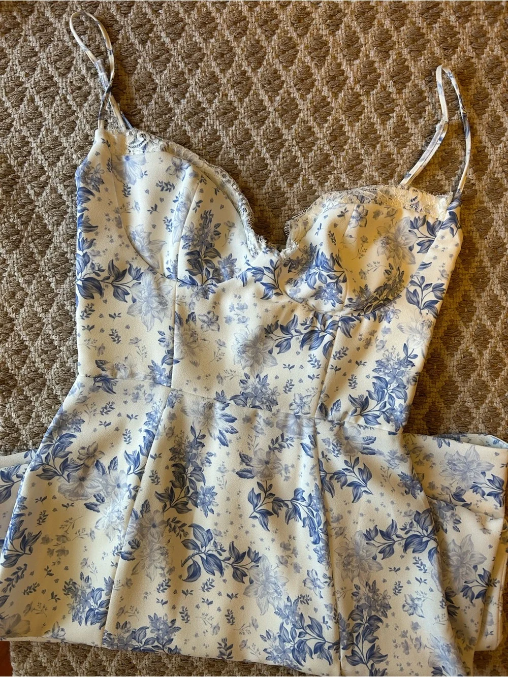 House of CB Dress Charlotte Like New- blue and cream - Picture 2 of 12